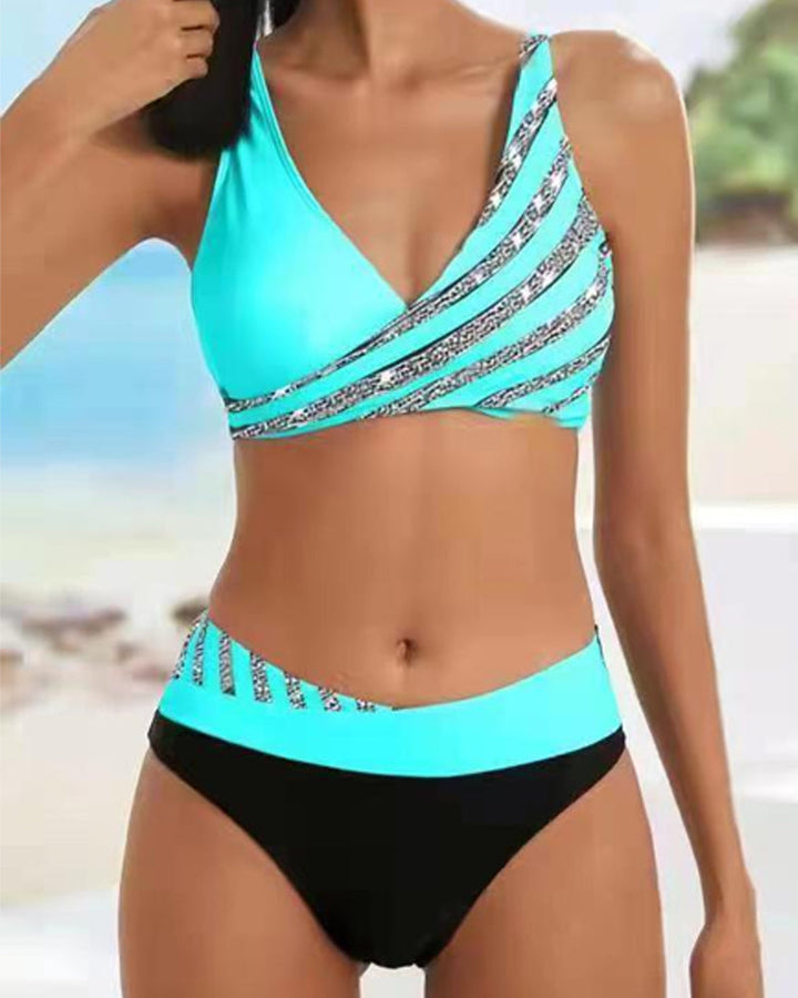 Bikini Mona