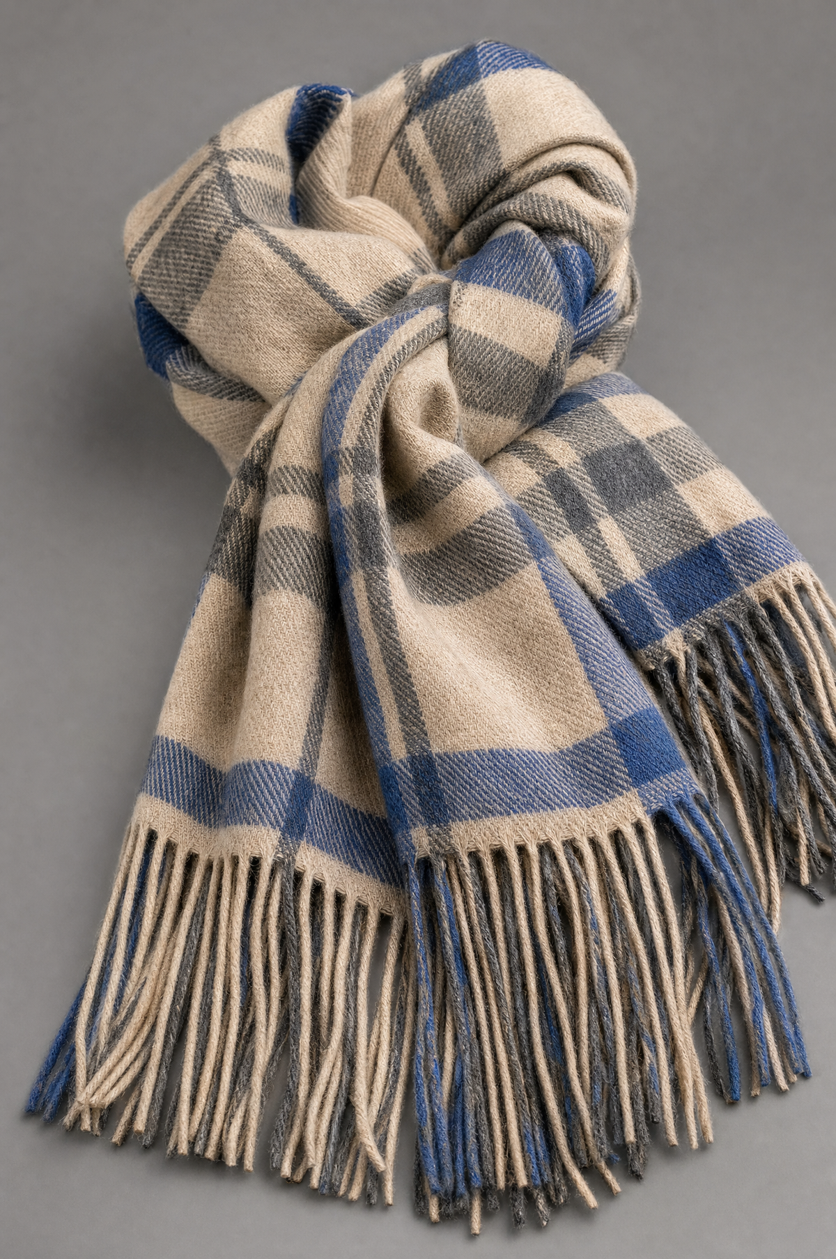 Bufanda Highland - detalle flecos