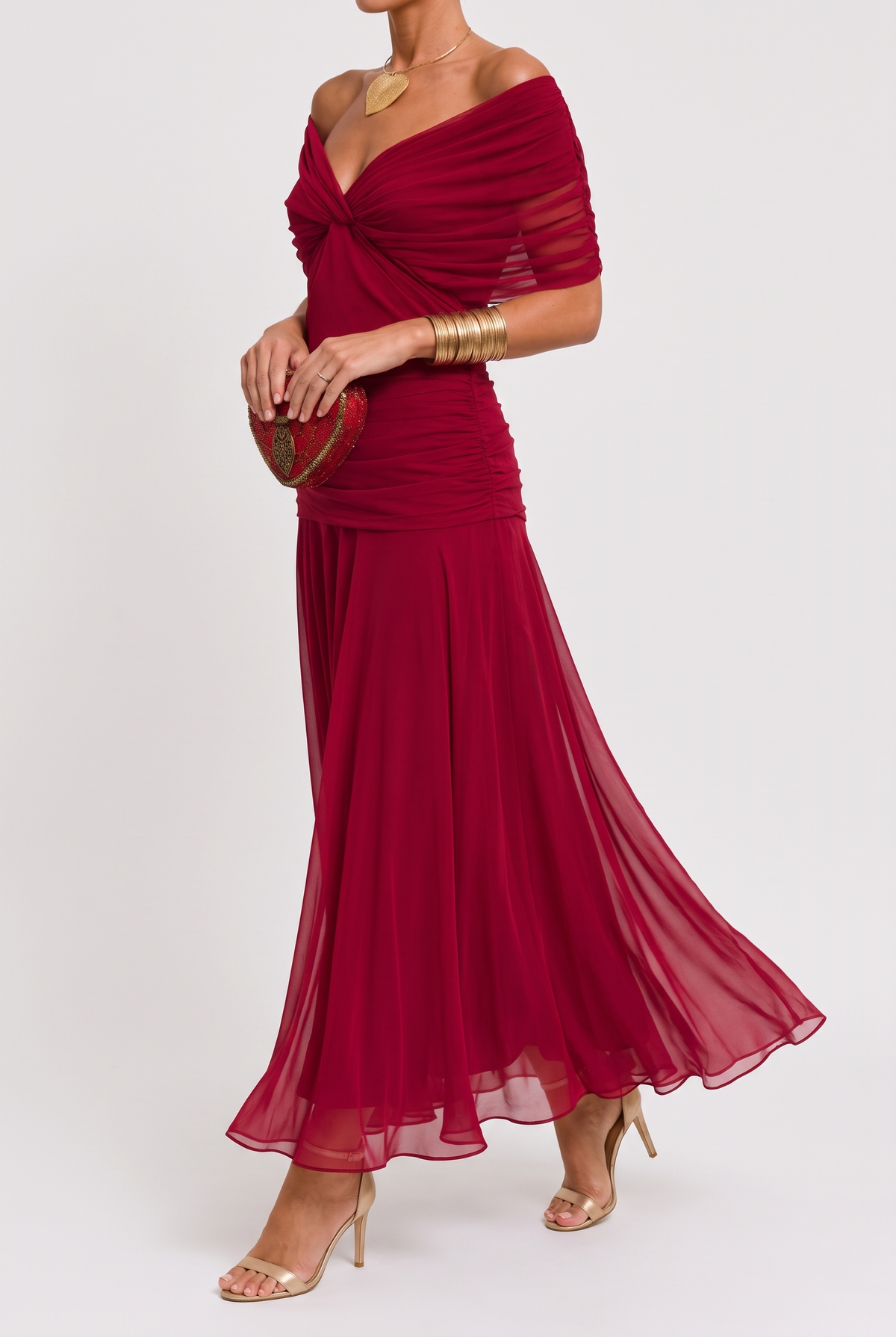 Mikaela Off-Shoulder Gown - Rojo - pose