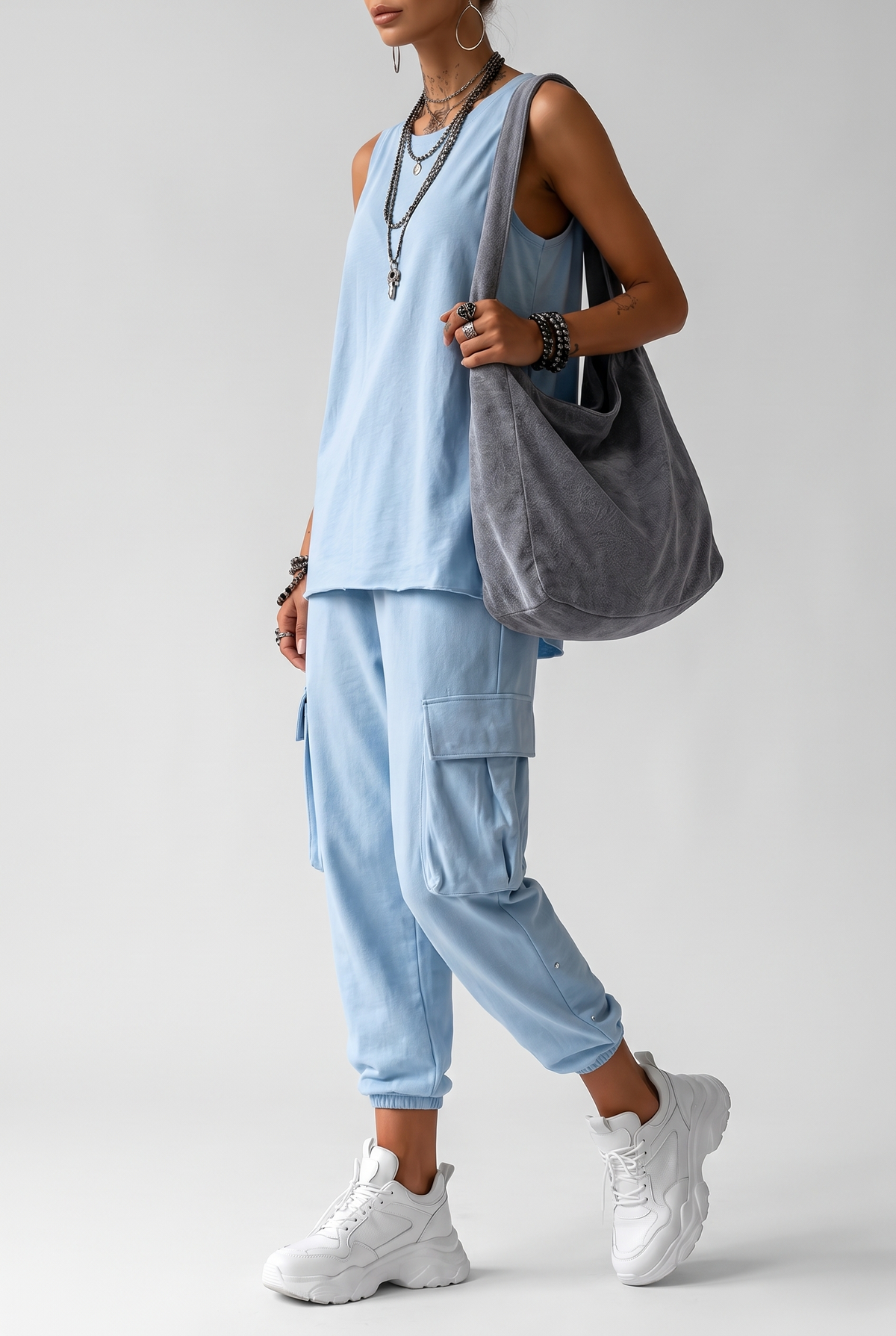 Noelia Cargo Set - Celeste - pose