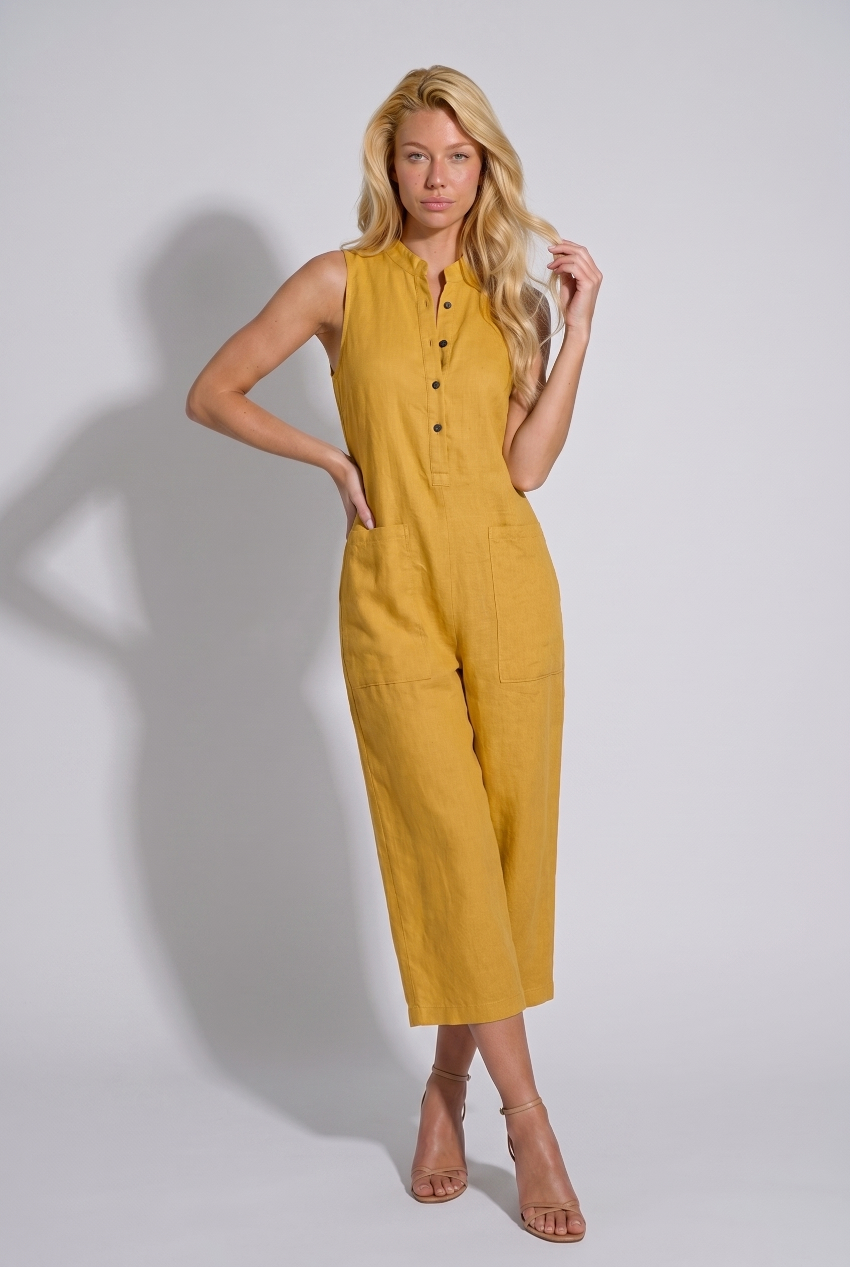 pose amarillo