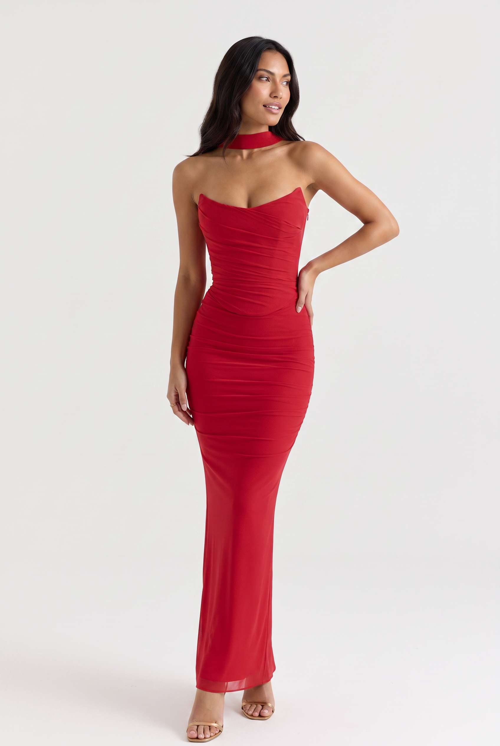 pose red